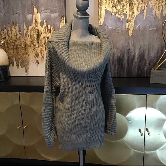 Off Shoulder Grey Sweater - Picture 7 of 9